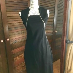 Black “WOMAN2” dress size 2